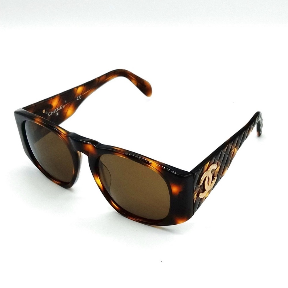 CHANEL Brown Tortoise Sunglasses with Gold Logo
